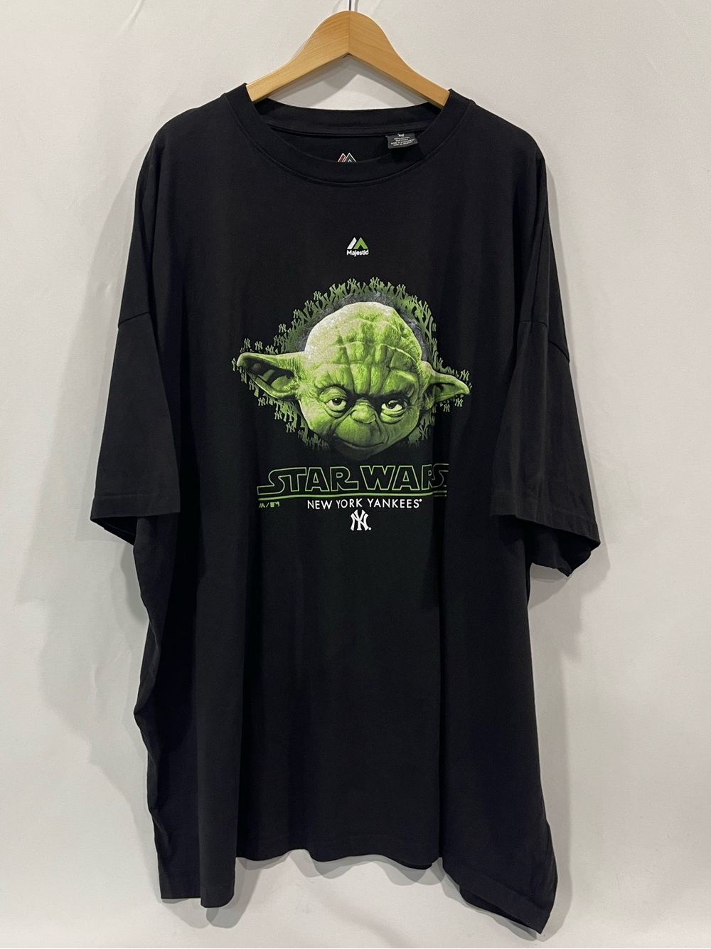 Majestic Star Wars New York Yankees Yoda T-shirt